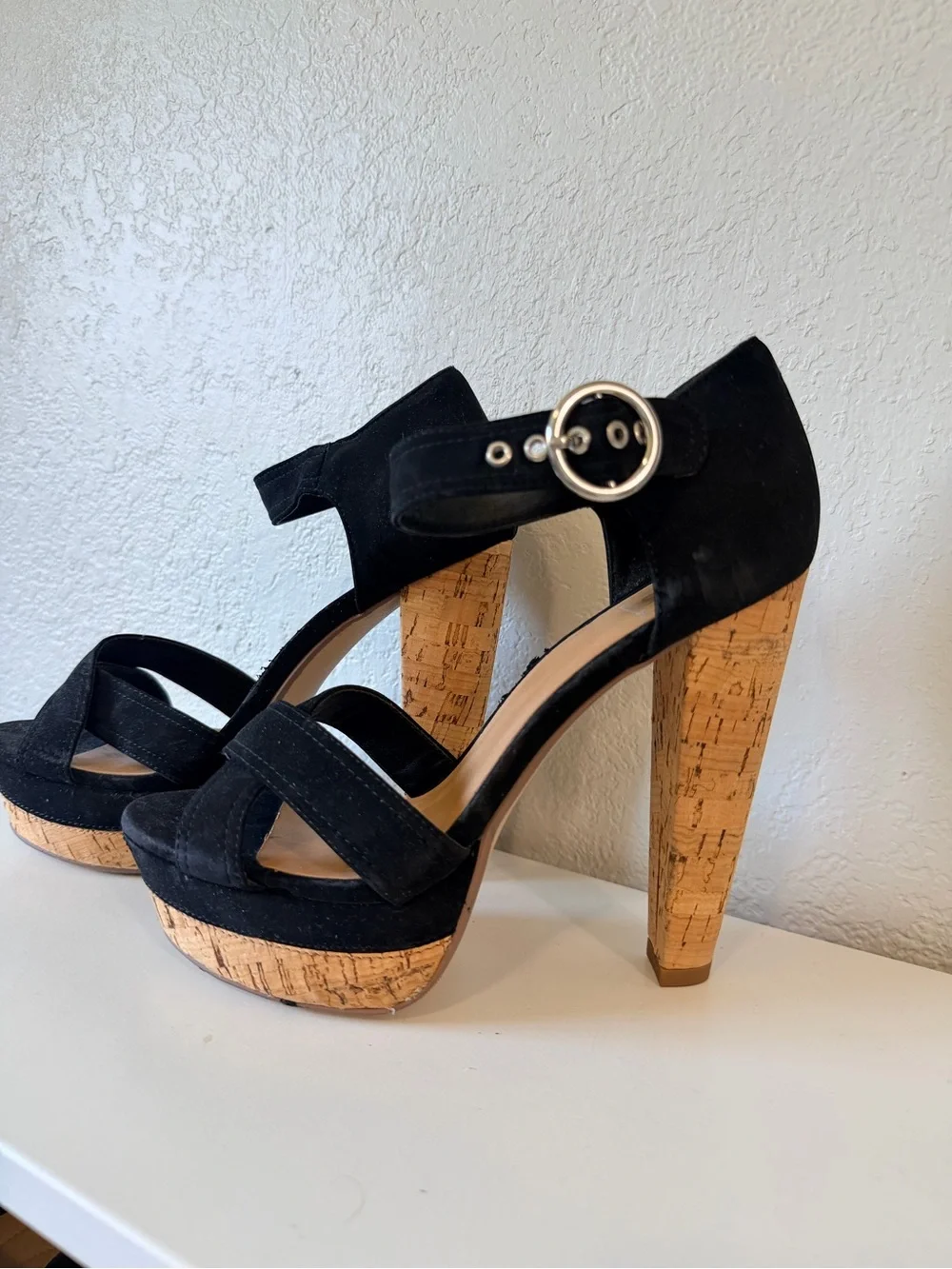 N/A elegant black